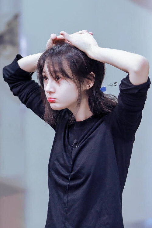 KAIYUN 中国大陆-_极光冰雪赛：在极寒中火拼速度_，极光寒冰拳