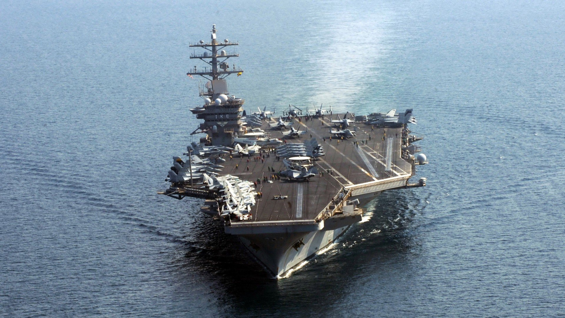 篮网举行社区公益日,球员参与街头篮球教学,nba篮网社区