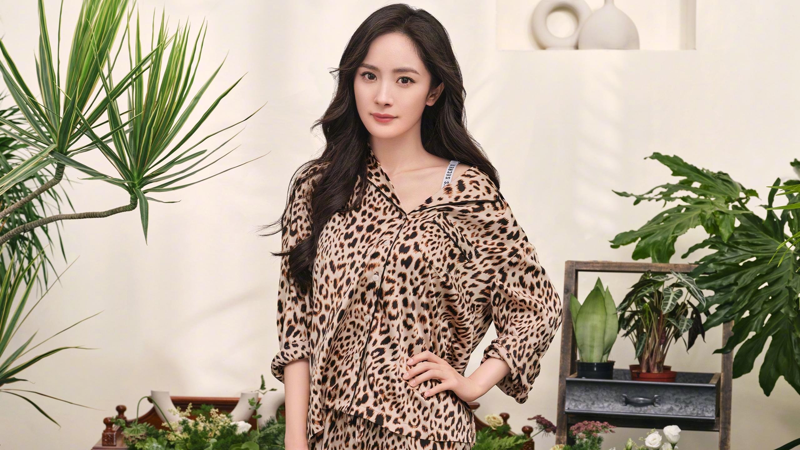 利雅得新月锋线火力无人能挡,利雅得新月球衣品牌