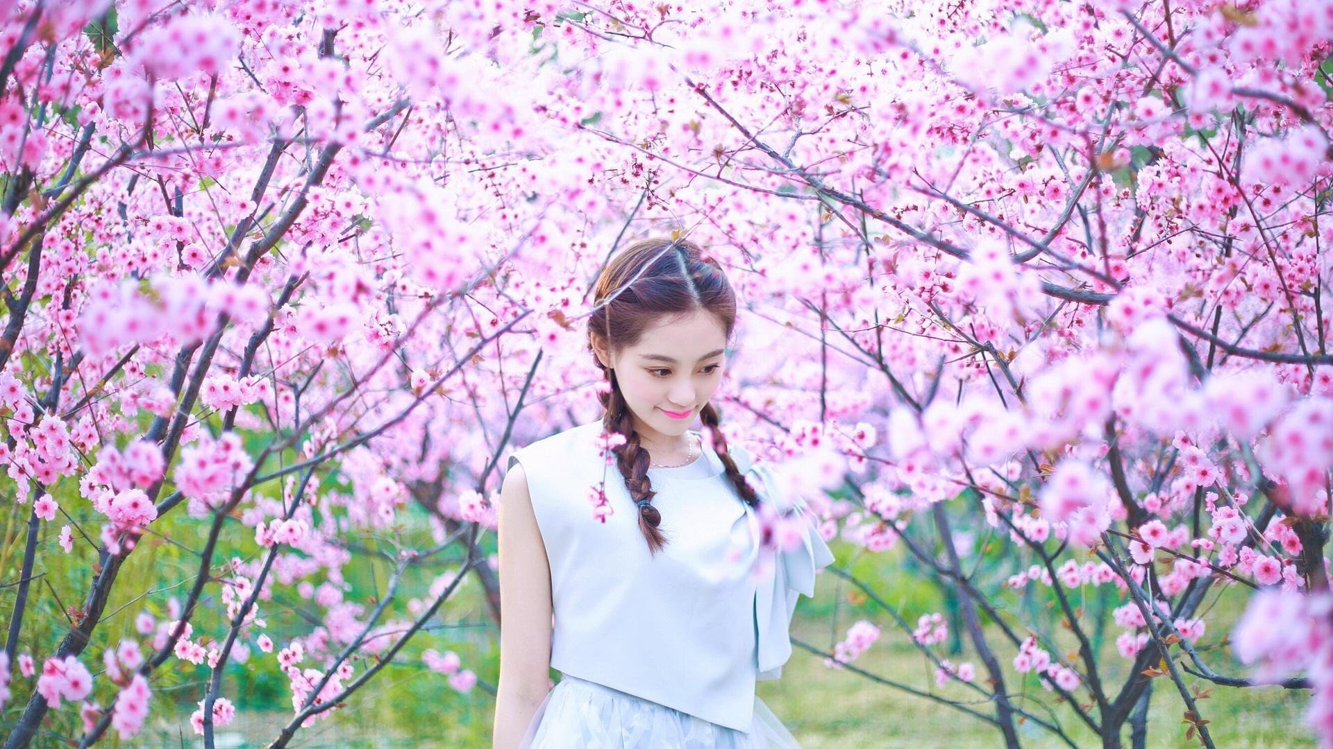 开云网页版登录入口-雷吉斯期待莫拉塔回归，AC米兰教练信心十足，ac米兰莫雷诺