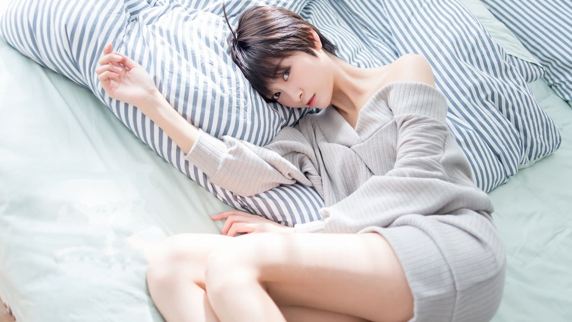 足球青训营强化体能与技战术同步培养,足球青训训练计划教案样本