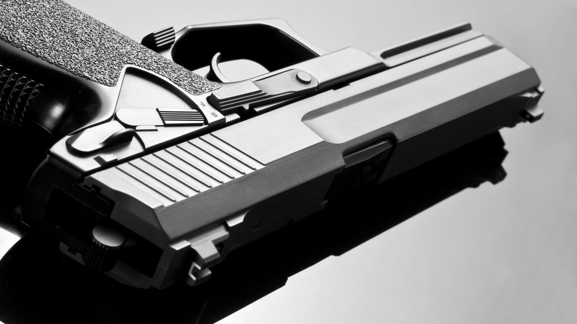 “尼古拉斯·桑特基:阿根廷美洲狮队的战术天才,未来值得关注”