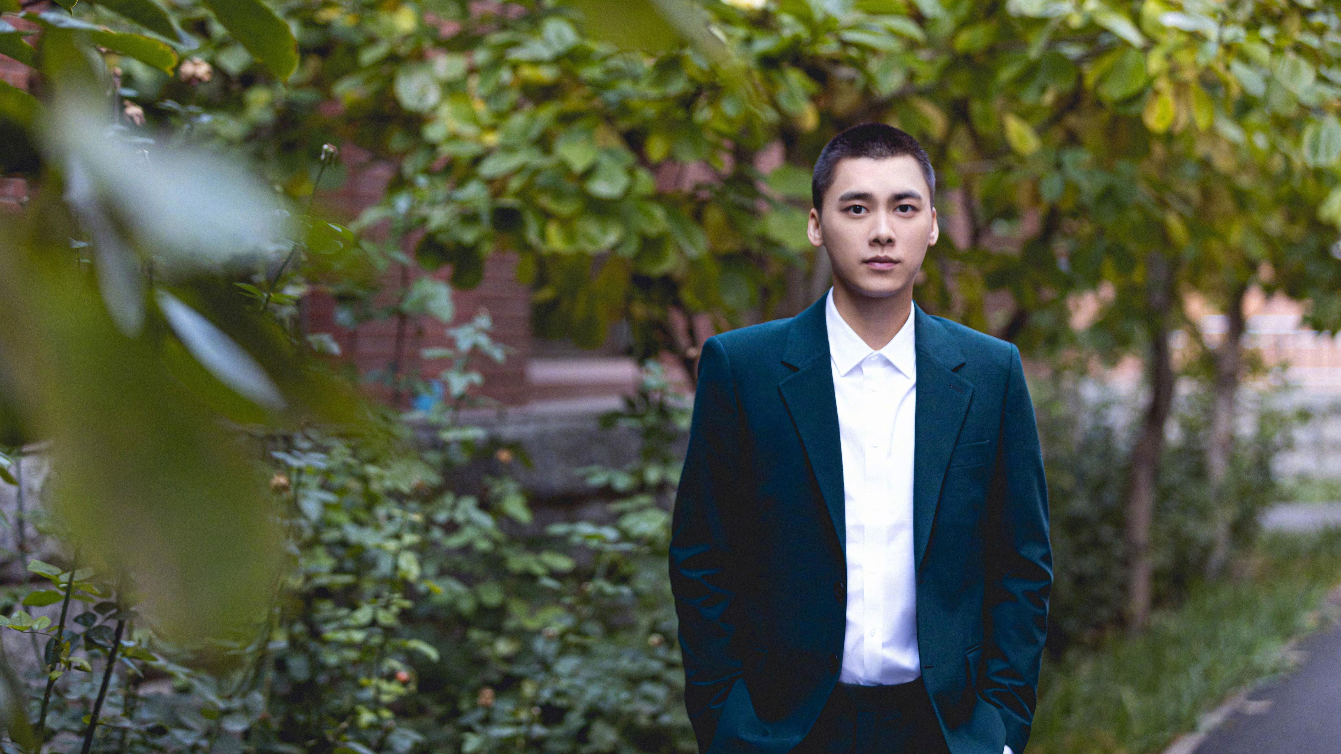 “马科斯·莫奇的速度与力量,成为阿根廷美洲狮队防守的坚实保障”