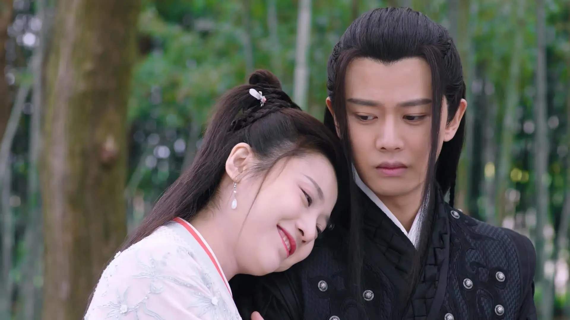 以足球为载体的健康生活理念深入人心,普及全民运动,以足球运动为主题的绘画